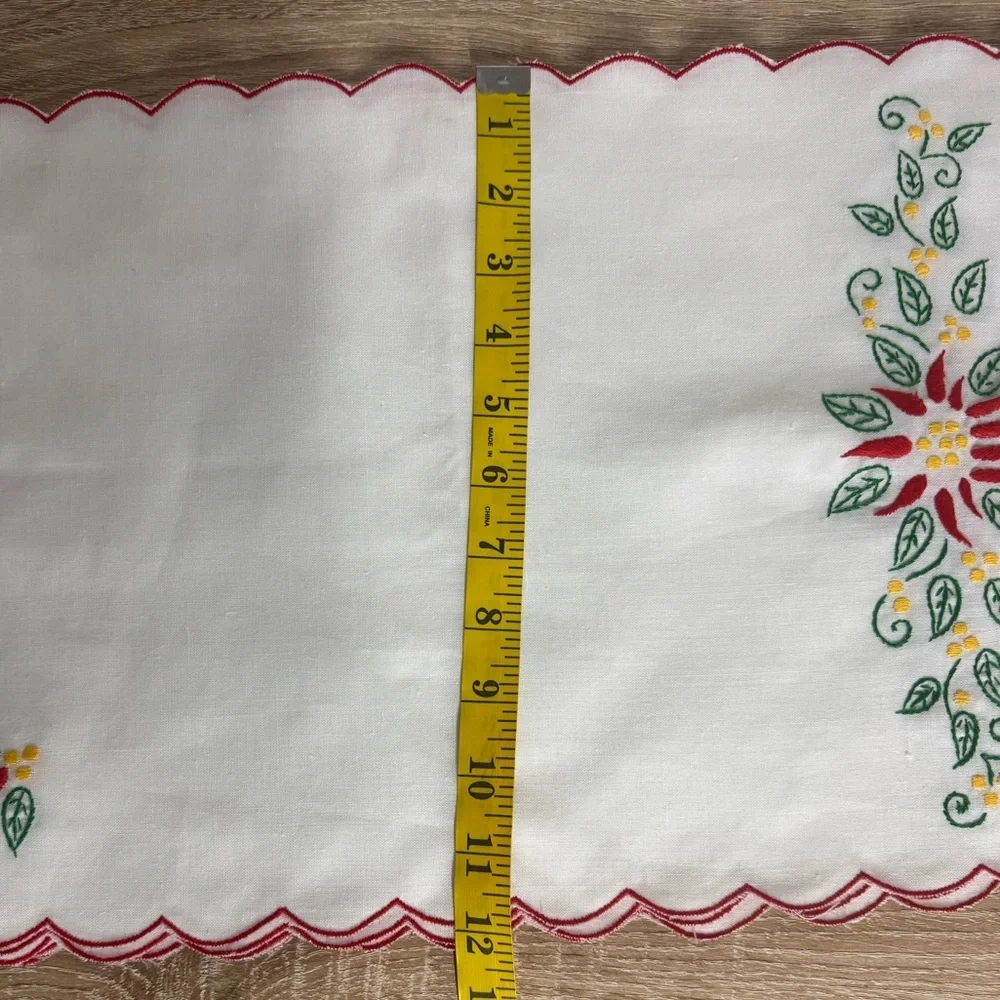 Vintage Lot Of 6 Embroidered Floral Handkerchief Napkin Red Scalloped Trim White